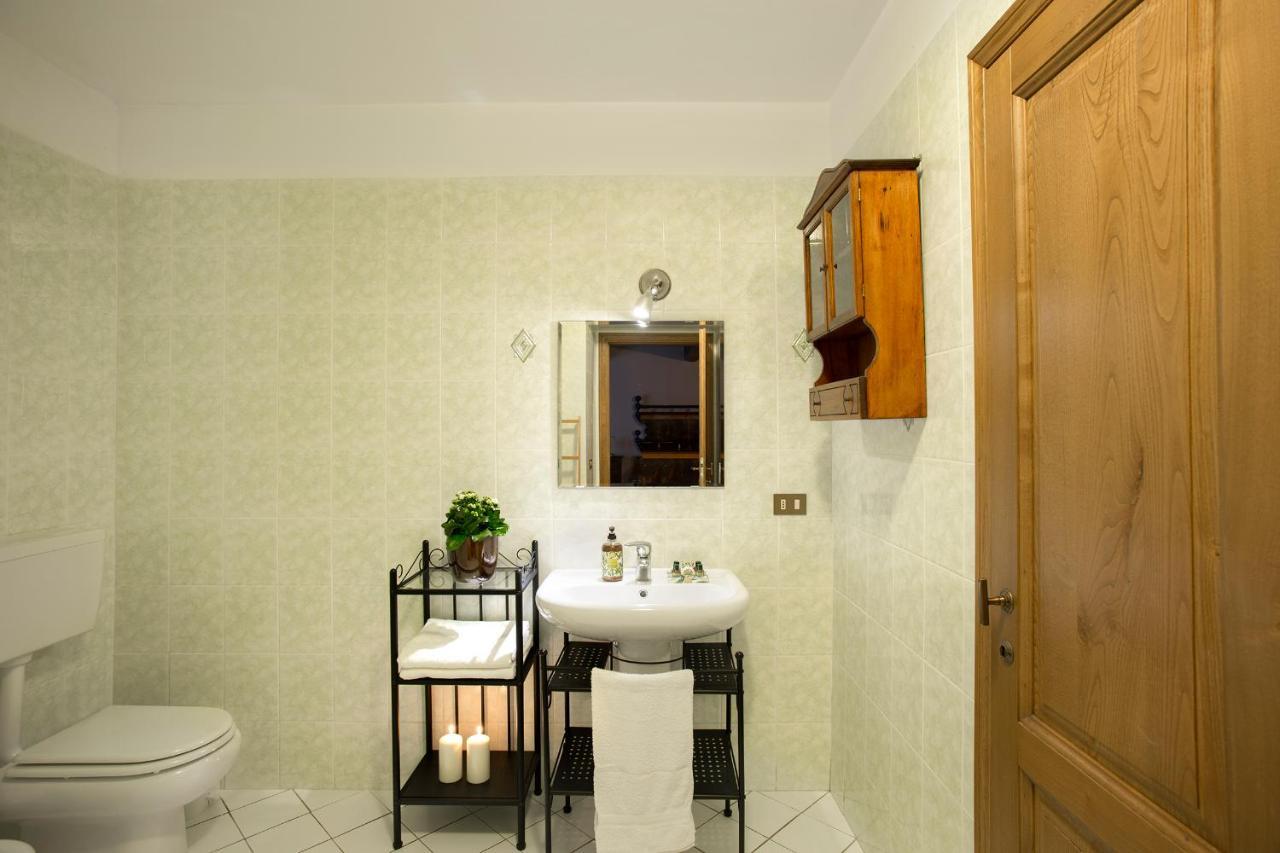 Buccia Nera Villa Chiassa Superiore Exteriör bild
